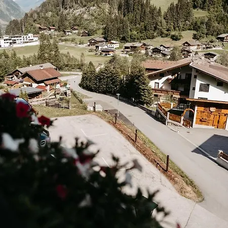 Kohlplatzl Gasthof Hopfgarten in Defereggen